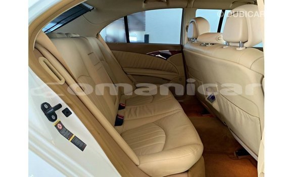 Buy Import Mercedes-Benz 200 White Car in Import - Dubai in Dhufar Buy Import Mercedes-Benz 200 White Car in Import - Dubai in Dhufar