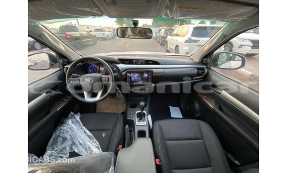 Buy Import Toyota Hilux White Car in Import - Dubai in Dhufar Buy Import Toyota Hilux White Car in Import - Dubai in Dhufar