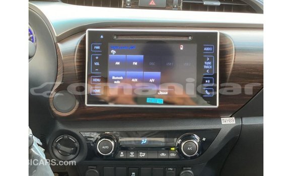 Buy Import Toyota Hilux White Car in Import - Dubai in Dhufar Buy Import Toyota Hilux White Car in Import - Dubai in Dhufar