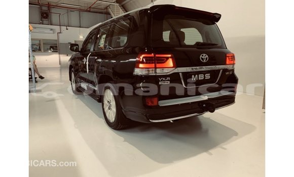 Buy Import Toyota Land Cruiser Black Car in Import - Dubai in Dhufar Buy Import Toyota Land Cruiser Black Car in Import - Dubai in Dhufar