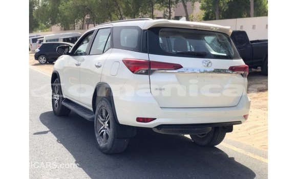 Buy Import Toyota Fortuner White Car in Import - Dubai in Dhufar Buy Import Toyota Fortuner White Car in Import - Dubai in Dhufar