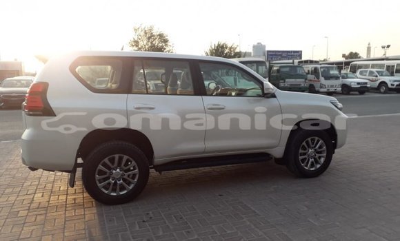 Buy Import Toyota Prado White Car in Import - Dubai in Dhufar Buy Import Toyota Prado White Car in Import - Dubai in Dhufar