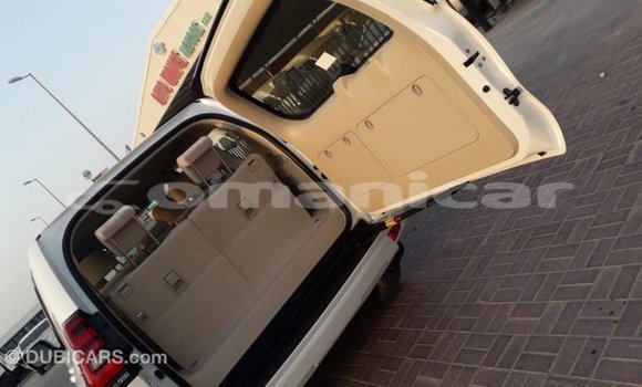 Buy Import Toyota Prado White Car in Import - Dubai in Dhufar Buy Import Toyota Prado White Car in Import - Dubai in Dhufar