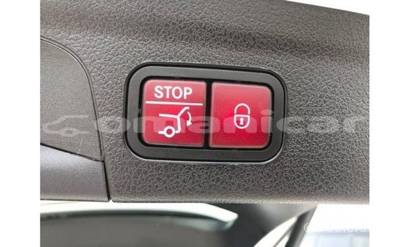 Buy Import Mercedes-Benz GLE White Car in Import - Dubai in Dhufar Buy Import Mercedes-Benz GLE White Car in Import - Dubai in Dhufar