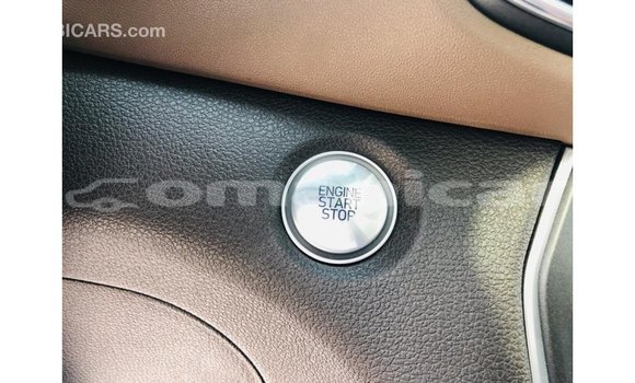 Buy Import Hyundai Santa Fe Green Car in Import - Dubai in Dhufar Buy Import Hyundai Santa Fe Green Car in Import - Dubai in Dhufar