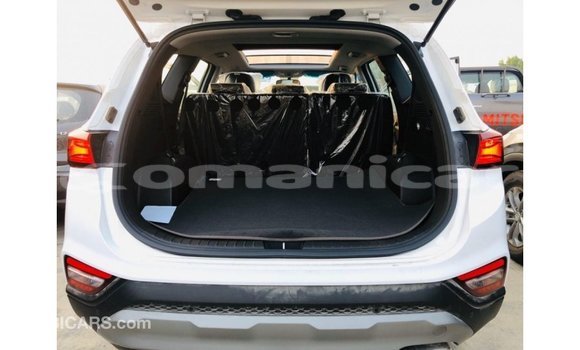 Buy Import Hyundai Santa Fe White Car in Import - Dubai in Dhufar Buy Import Hyundai Santa Fe White Car in Import - Dubai in Dhufar