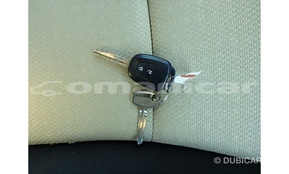 Buy Import Toyota Vitz Other Car in Import - Dubai in Dhufar Buy Import Toyota Vitz Other Car in Import - Dubai in Dhufar