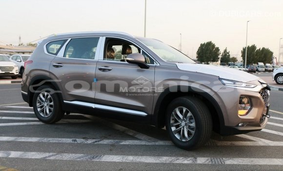 Buy Import Hyundai Santa Fe Brown Car in Import - Dubai in Dhufar Buy Import Hyundai Santa Fe Brown Car in Import - Dubai in Dhufar