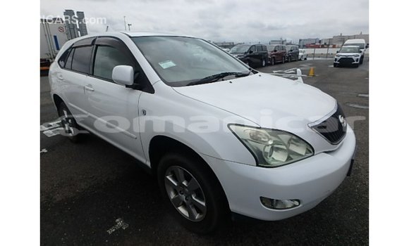 Buy Import Toyota Harrier White Car in Import - Dubai in Dhufar Buy Import Toyota Harrier White Car in Import - Dubai in Dhufar