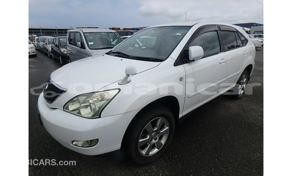 Buy Import Toyota Harrier White Car in Import - Dubai in Dhufar Buy Import Toyota Harrier White Car in Import - Dubai in Dhufar
