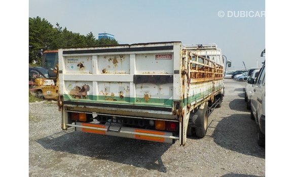 Buy Import Isuzu Rodeo White Car in Import - Dubai in Dhufar Buy Import Isuzu Rodeo White Car in Import - Dubai in Dhufar