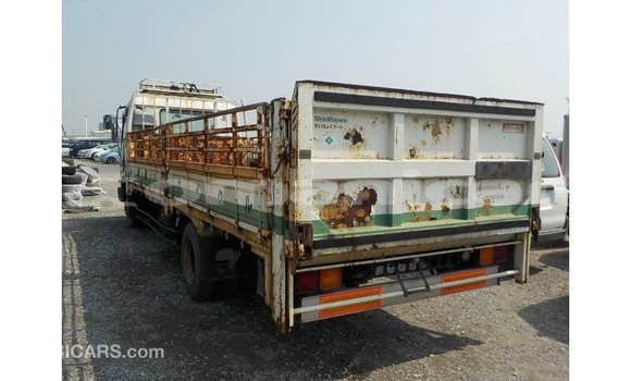 Buy Import Isuzu Rodeo White Car in Import - Dubai in Dhufar Buy Import Isuzu Rodeo White Car in Import - Dubai in Dhufar