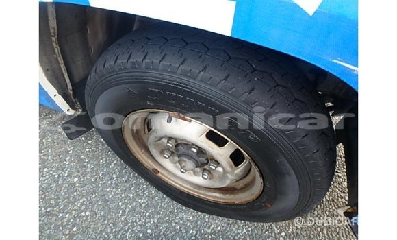 Buy Import Nissan Caravan White Car in Import - Dubai in Dhufar Buy Import Nissan Caravan White Car in Import - Dubai in Dhufar