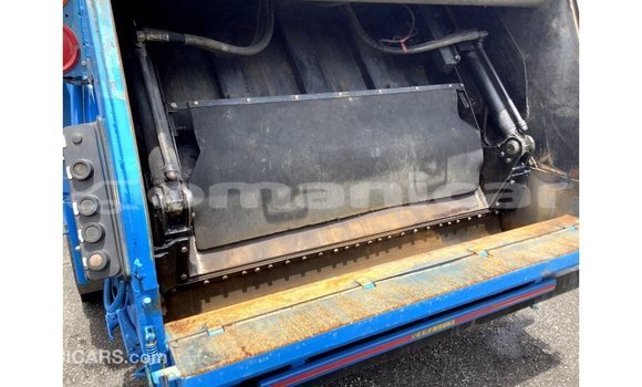 Buy Import Mitsubishi i Blue Car in Import - Dubai in Dhufar Buy Import Mitsubishi i Blue Car in Import - Dubai in Dhufar