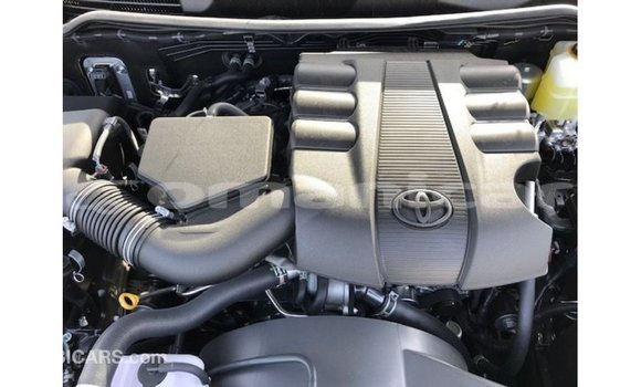 Buy Import Toyota Land Cruiser Black Car in Import - Dubai in Dhufar Buy Import Toyota Land Cruiser Black Car in Import - Dubai in Dhufar