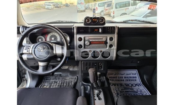 Buy Import Toyota FJ Cruiser Other Car in Import - Dubai in Dhufar Buy Import Toyota FJ Cruiser Other Car in Import - Dubai in Dhufar