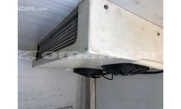 Buy Import Toyota Hiace White Car in Import - Dubai in Dhufar Buy Import Toyota Hiace White Car in Import - Dubai in Dhufar