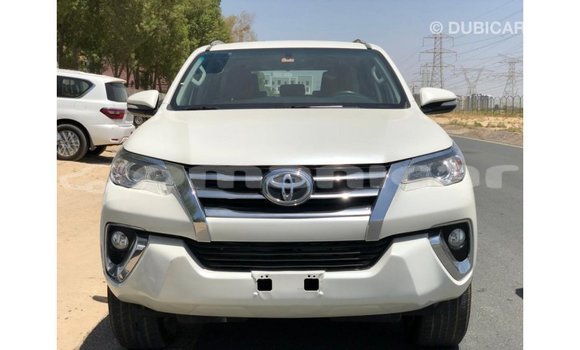 Buy Import Toyota Fortuner White Car in Import - Dubai in Dhufar Buy Import Toyota Fortuner White Car in Import - Dubai in Dhufar