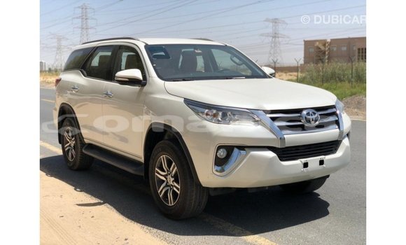Buy Import Toyota Fortuner White Car in Import - Dubai in Dhufar Buy Import Toyota Fortuner White Car in Import - Dubai in Dhufar