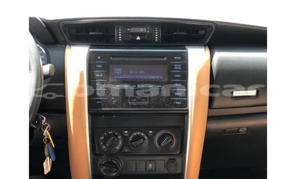 Buy Import Toyota Fortuner White Car in Import - Dubai in Dhufar Buy Import Toyota Fortuner White Car in Import - Dubai in Dhufar