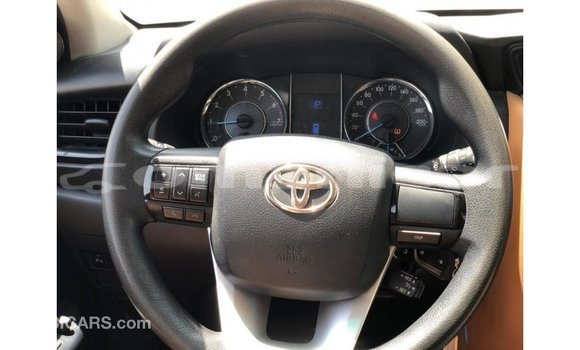 Buy Import Toyota Fortuner White Car in Import - Dubai in Dhufar Buy Import Toyota Fortuner White Car in Import - Dubai in Dhufar