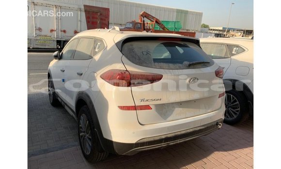 Buy Import Hyundai Tucson White Car in Import - Dubai in Dhufar Buy Import Hyundai Tucson White Car in Import - Dubai in Dhufar