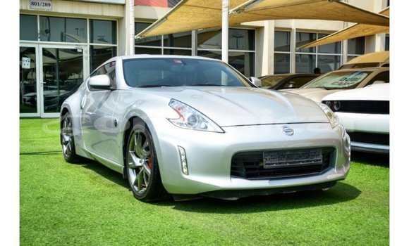 Buy Import Nissan 370Z Other Car in Import - Dubai in Dhufar