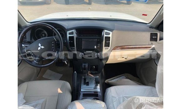 Buy Import Mitsubishi Pajero Black Car in Import - Dubai in Dhufar Buy Import Mitsubishi Pajero Black Car in Import - Dubai in Dhufar