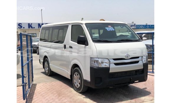 Buy Import Toyota Hiace White Car in Import - Dubai in Dhufar Buy Import Toyota Hiace White Car in Import - Dubai in Dhufar