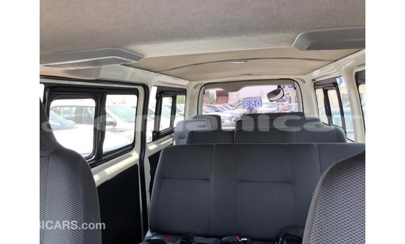 Buy Import Toyota Hiace White Car in Import - Dubai in Dhufar Buy Import Toyota Hiace White Car in Import - Dubai in Dhufar