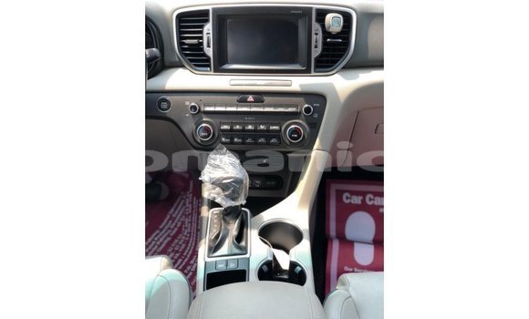 Buy Import Kia Sportage Other Car in Import - Dubai in Dhufar Buy Import Kia Sportage Other Car in Import - Dubai in Dhufar