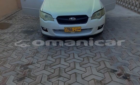 Buy Used Subaru Legacy White Car in Sur in ash-Sharqiyah Buy Used Subaru Legacy White Car in Sur in ash-Sharqiyah