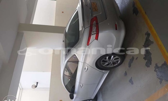 Buy Used Nissan Sentra Silver Car in Azaiba in Masqat Buy Used Nissan Sentra Silver Car in Azaiba in Masqat