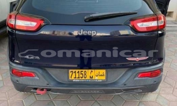 Buy Used Jeep Cherokee Black Car in Bawshar in Masqat Buy Used Jeep Cherokee Black Car in Bawshar in Masqat