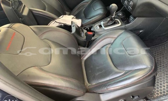 Buy Used Jeep Cherokee Black Car in Bawshar in Masqat Buy Used Jeep Cherokee Black Car in Bawshar in Masqat