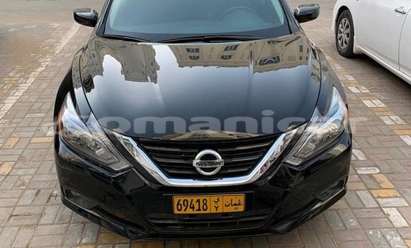 Buy Used Nissan Altima Black Car in Bawshar in Masqat Buy Used Nissan Altima Black Car in Bawshar in Masqat