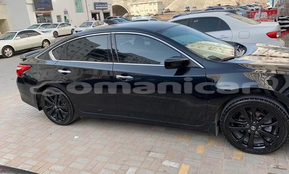 Buy Used Nissan Altima Black Car in Bawshar in Masqat Buy Used Nissan Altima Black Car in Bawshar in Masqat