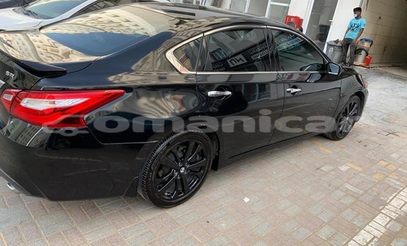 Buy Used Nissan Altima Black Car in Bawshar in Masqat Buy Used Nissan Altima Black Car in Bawshar in Masqat