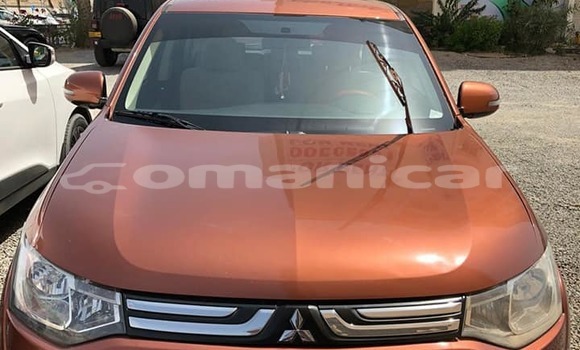 Buy Used Mitsubishi Outlander Other Car in Muttrah in Masqat