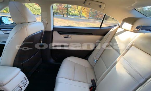 Buy Used Lexus ES White Car in as–Sib in Masqat Buy Used Lexus ES White Car in as–Sib in Masqat