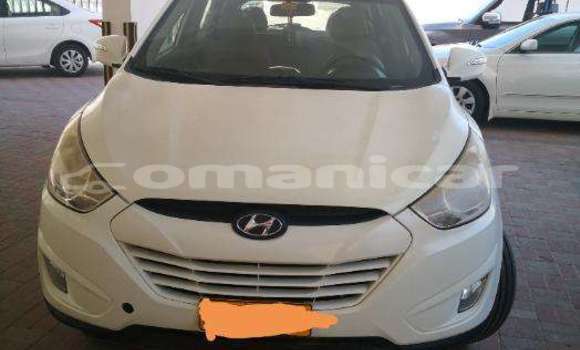 Buy Used Hyundai Tucson White Car in Ruwi in Masqat Buy Used Hyundai Tucson White Car in Ruwi in Masqat