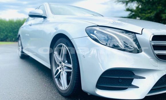 Buy Used Mercedes-Benz E–Class Beige Car in al–Buraymi in adh-Dhahirah Buy Used Mercedes-Benz E–Class Beige Car in al–Buraymi in adh-Dhahirah