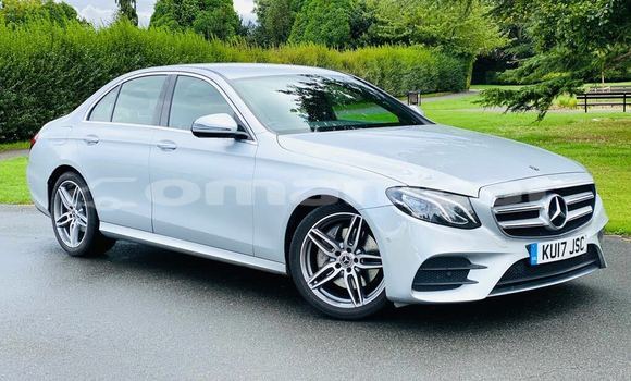 Buy Used Mercedes-Benz E–Class Beige Car in al–Buraymi in adh-Dhahirah Buy Used Mercedes-Benz E–Class Beige Car in al–Buraymi in adh-Dhahirah