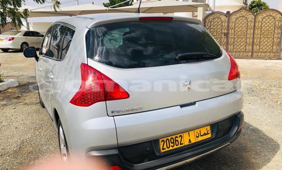 Buy Used Peugeot 3008 Silver Car in Ibra in ash-Sharqiyah Buy Used Peugeot 3008 Silver Car in Ibra in ash-Sharqiyah