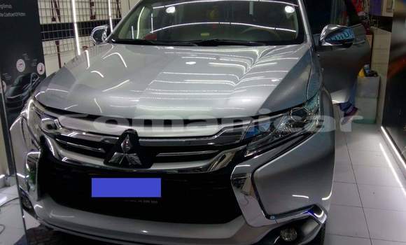 Buy Used Mitsubishi Montero Sport Silver Car in Muscat in Masqat Buy Used Mitsubishi Montero Sport Silver Car in Muscat in Masqat