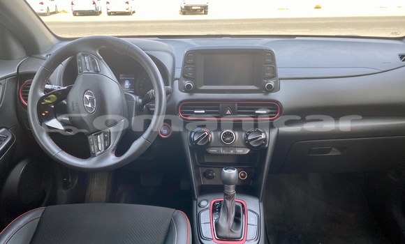 Buy Used Hyundai Kona White Car in Azaiba in Masqat Buy Used Hyundai Kona White Car in Azaiba in Masqat