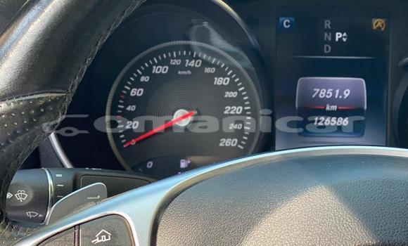 Buy Used Mercedes Viano Red Car in Al khuwair in al-Batinah Buy Used Mercedes Viano Red Car in Al khuwair in al-Batinah