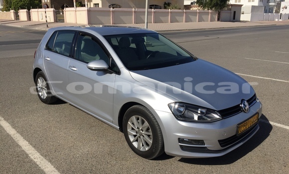 Buy Used Volkswagen Golf Silver Car in Muscat in Masqat