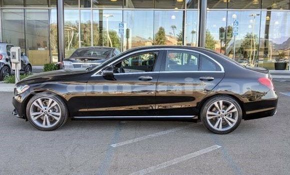 Buy Used Mercedes-Benz C–Class Black Car in Azaiba in Masqat