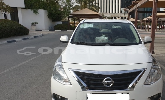 Buy Used Nissan Sunny White Car in Muscat in Masqat